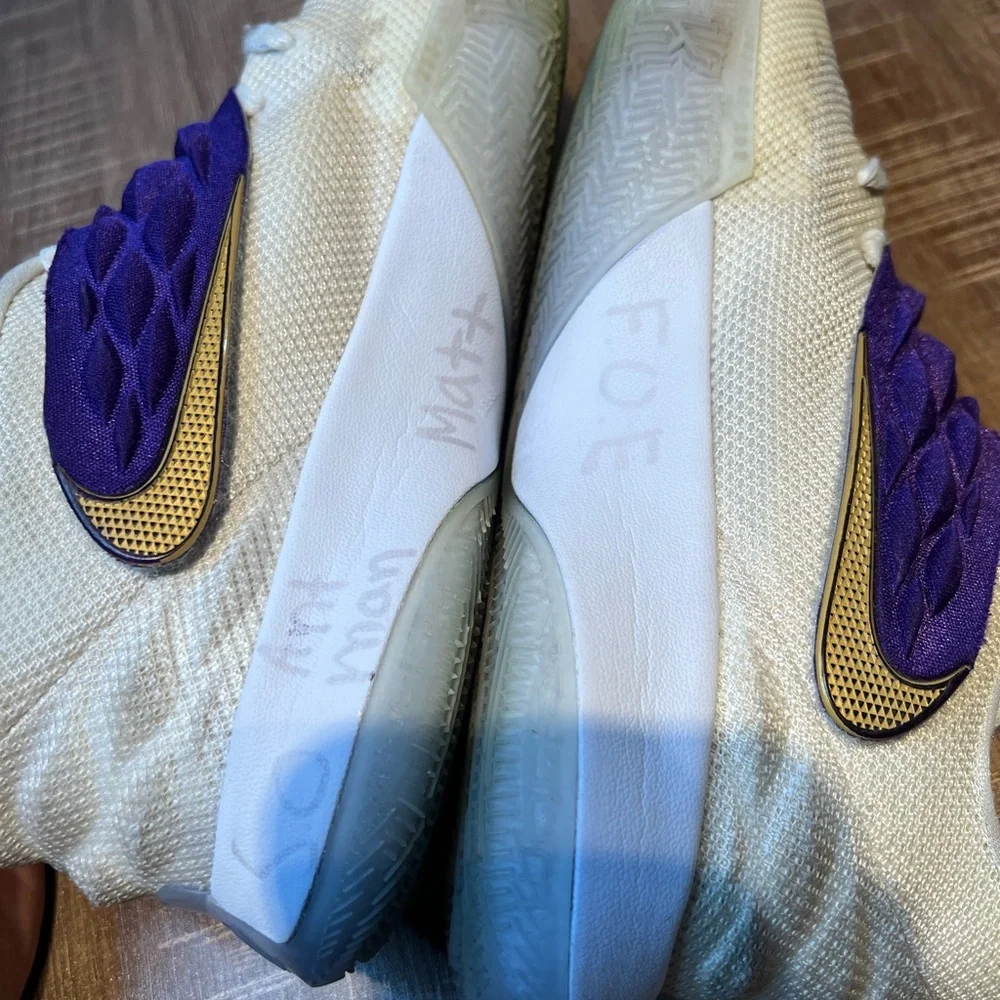 Nike Kyrie 1 Low‎ Basketball Shoes Purple AT8588-999 Men’s Size 10 Sneakers